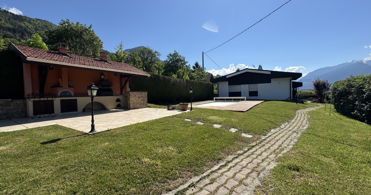 Maison 6 pièces 214 m² · à Marignier · 214 m² · 798 000 €