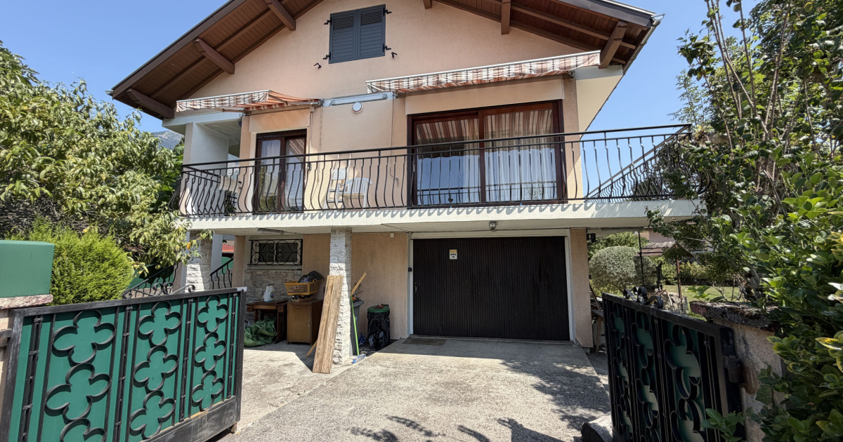 Maison 4 pièces 90 m² · à Bonneville · 90 m² · 660 000 €
