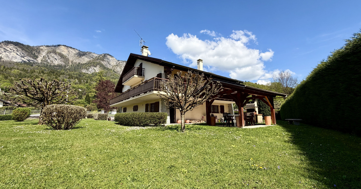 Maison 4 pièces 196 m² · à Ayse · 196 m² · 660 000 €