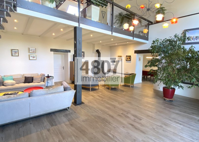 Maison T12 à vendre à Frangy