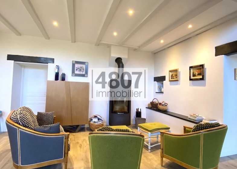 Maison T12 à vendre à Frangy