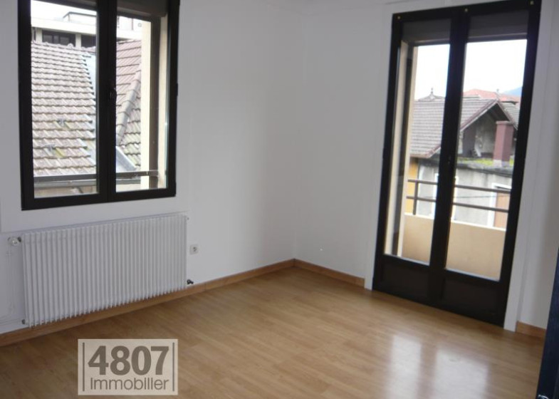 Appartement T4 à louer à Cluses