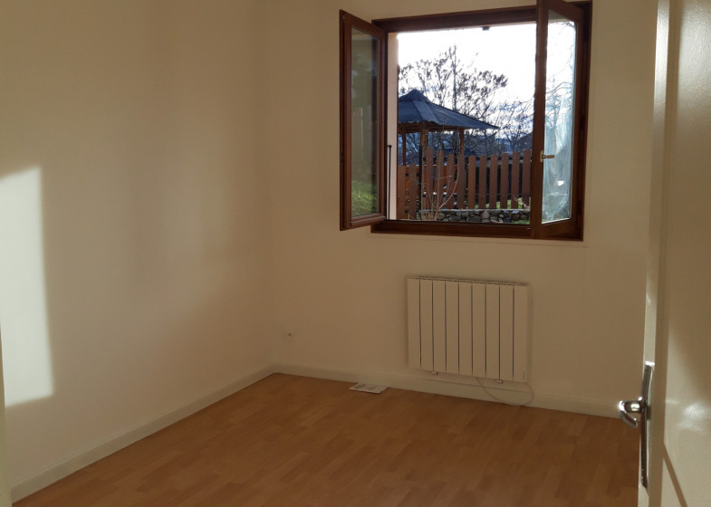 Maison T7 à louer à Viuz En Sallaz
