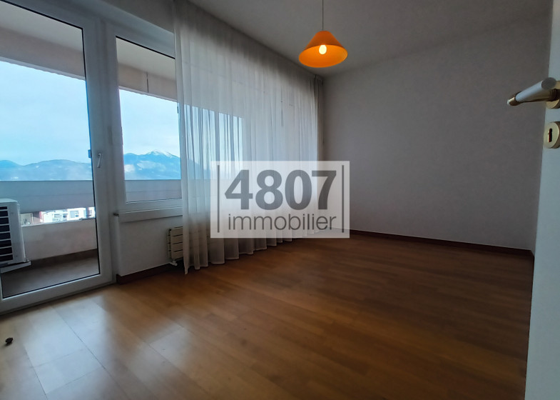Appartement T3 à vendre à La Roche Sur Foron