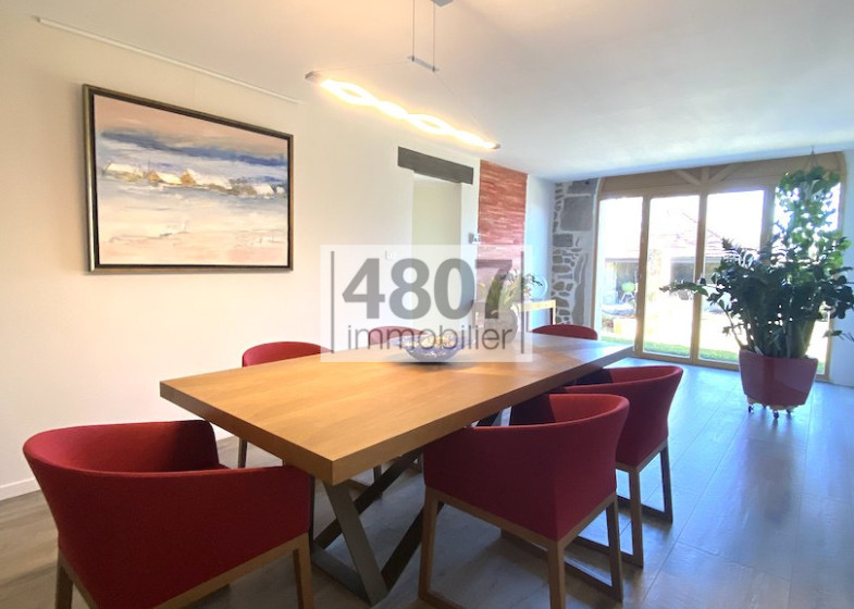 Maison T12 à vendre à Frangy
