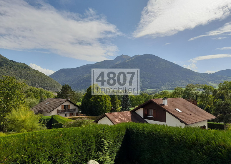 Maison T7 à louer à Viuz En Sallaz