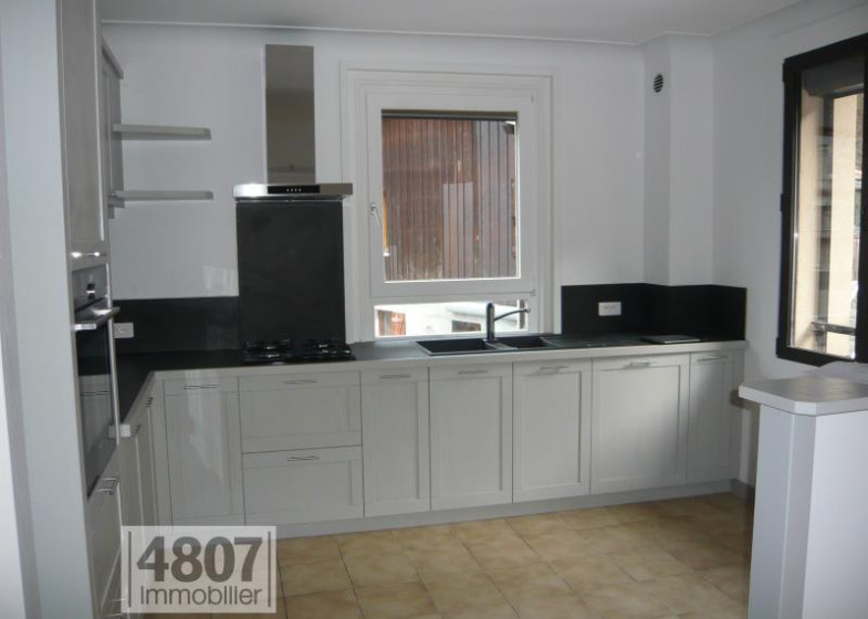 Appartement T4 à louer à Cluses