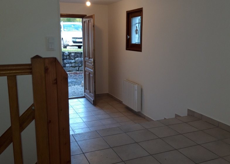 Maison T7 à louer à Viuz En Sallaz