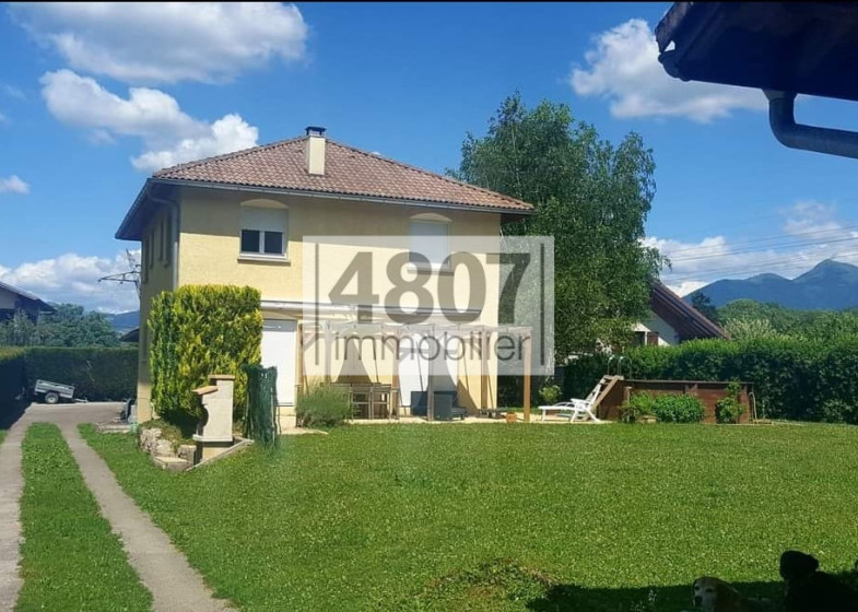 Maison T7 à vendre à Scientrier