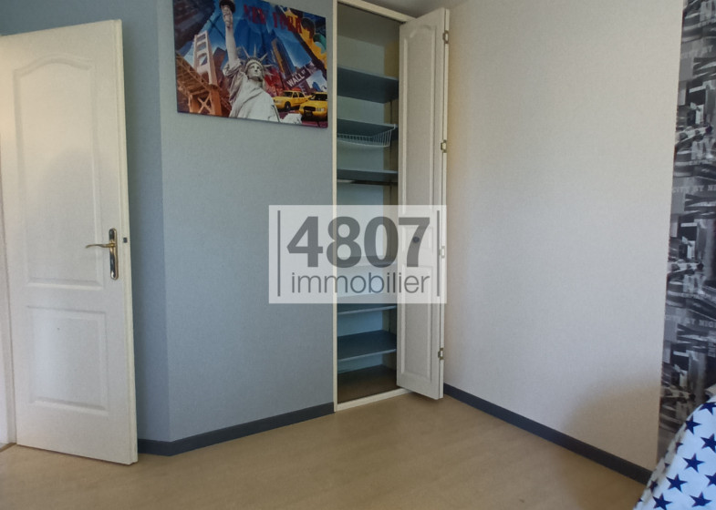 Maison T7 à vendre à Scientrier