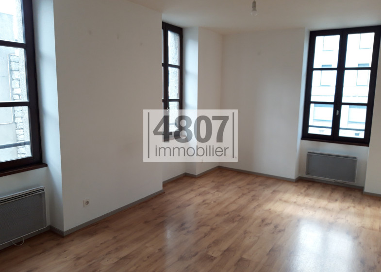 Appartement T3 à louer à Cluses
