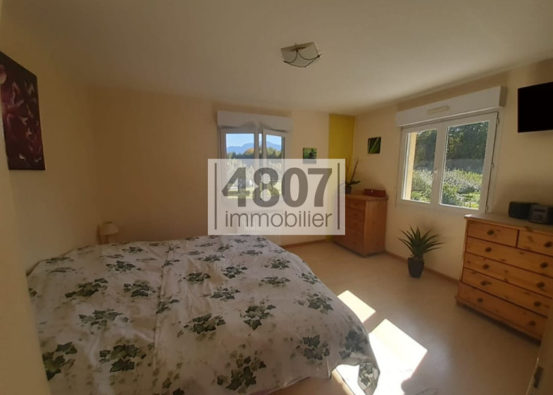 Maison T7 à vendre à Scientrier