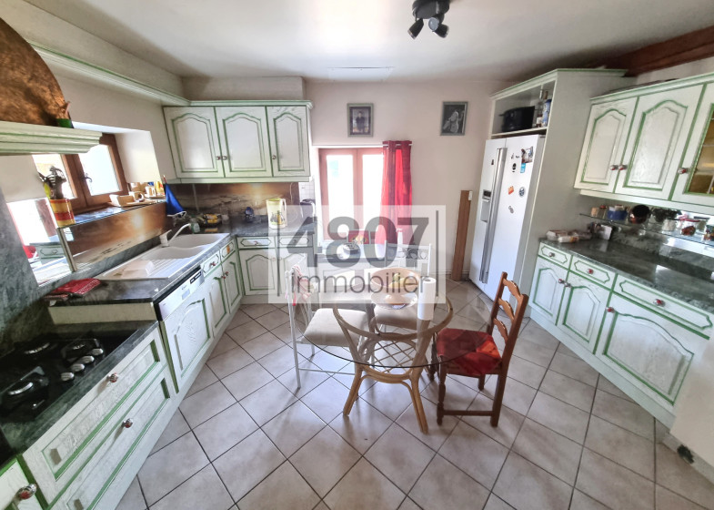 Maison T8 à vendre à Cluses