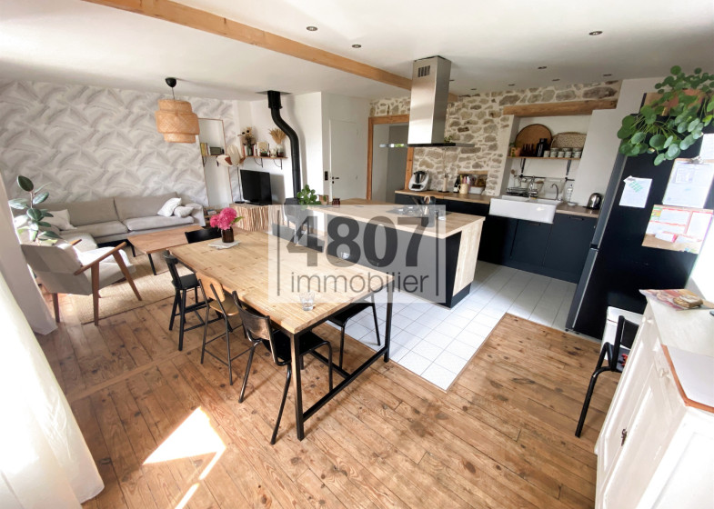 Maison T5 à vendre à Gruffy