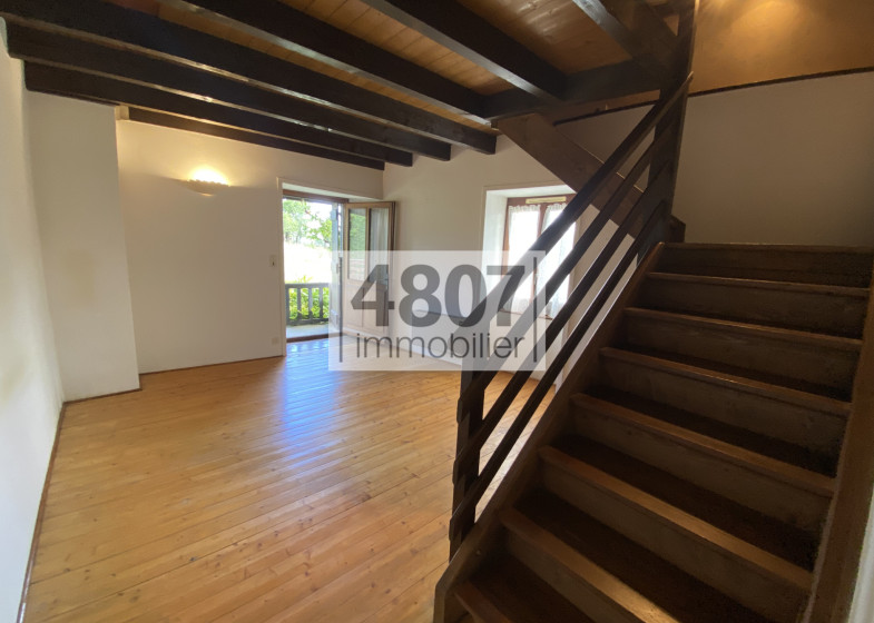 Maison T4 à vendre à Pers Jussy