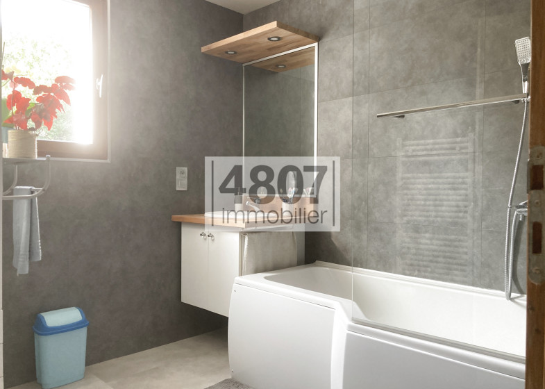 Maison T6 à vendre à Lovagny