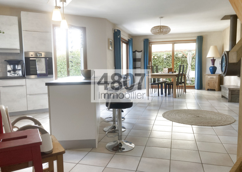 Maison T6 à vendre à Lovagny