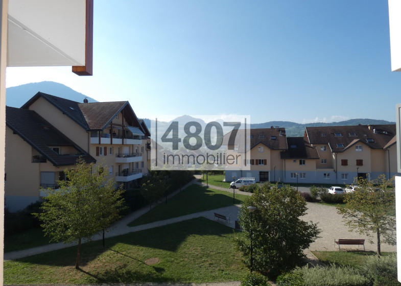 Appartement T3 à louer à Ville En Sallaz