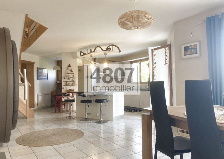 Maison T6 à vendre à Lovagny