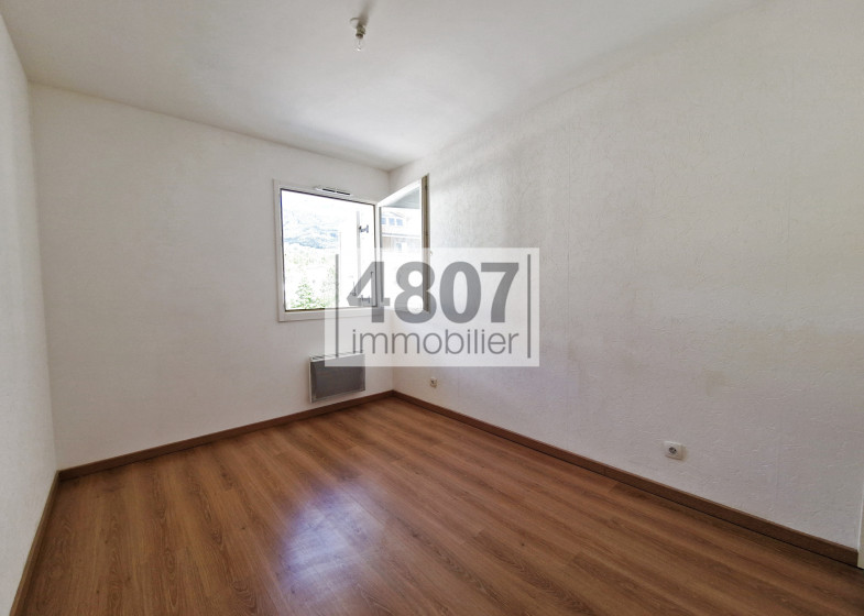 Appartement T3 à vendre à Bonne