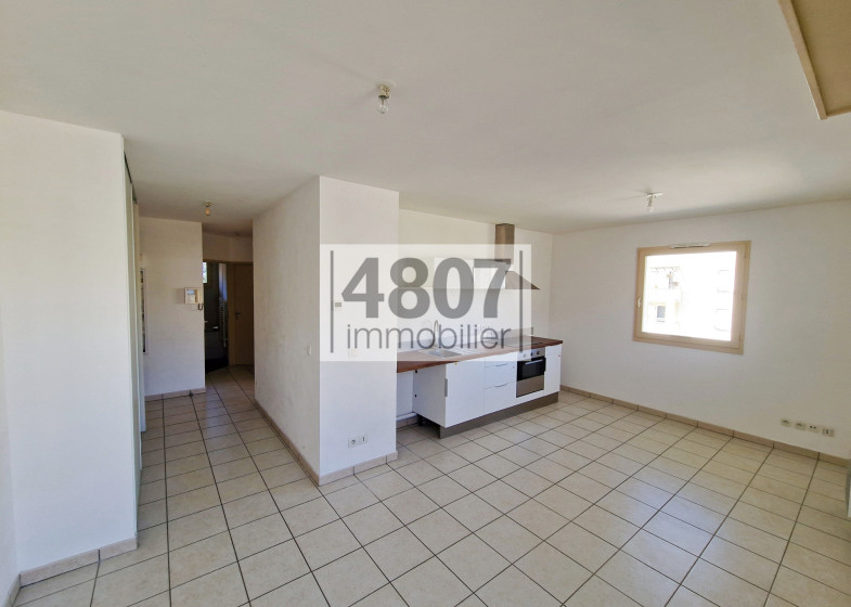 Appartement T3 à vendre à Bonne