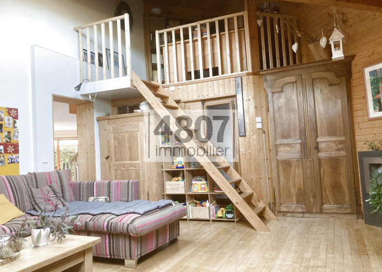 Maison T6 à vendre à Lovagny