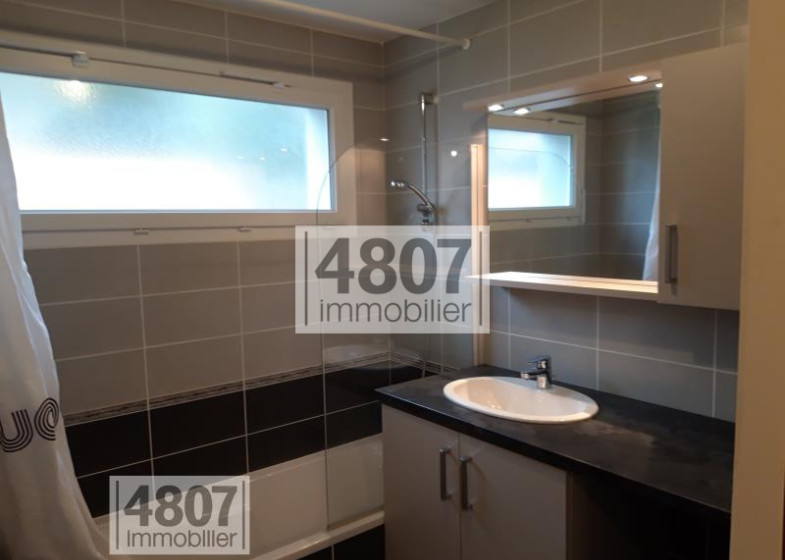 Appartement T3 à louer à Cluses
