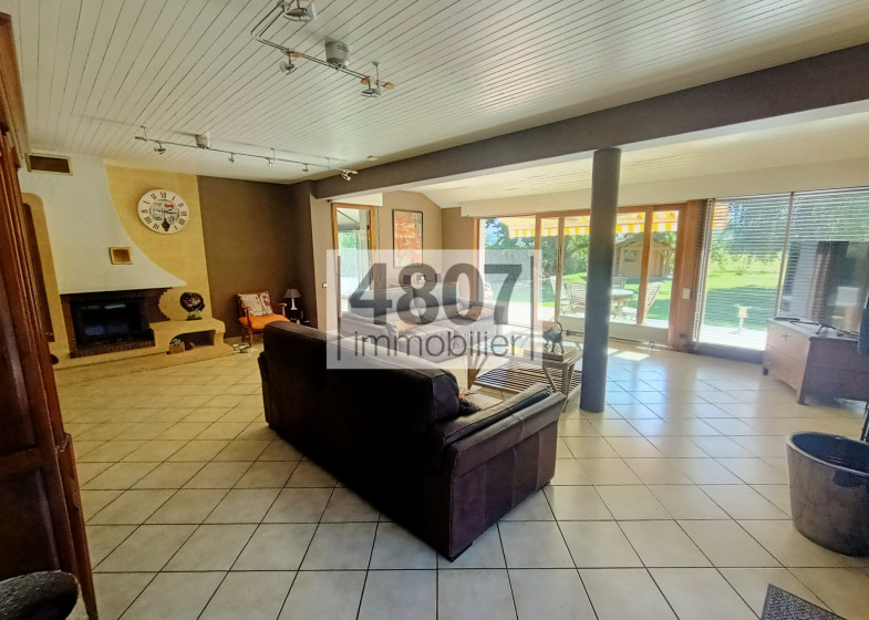 Maison T6 à vendre à Marignier
