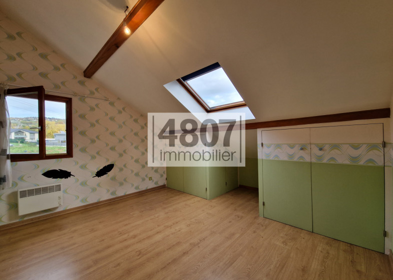 Maison T4 à vendre à Cranves Sales