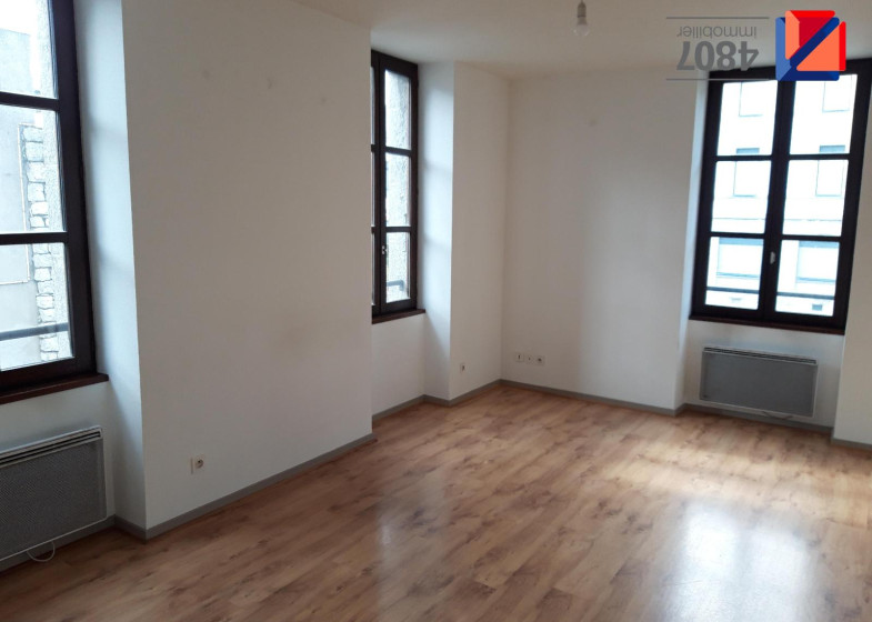 Appartement T3 à louer à Cluses