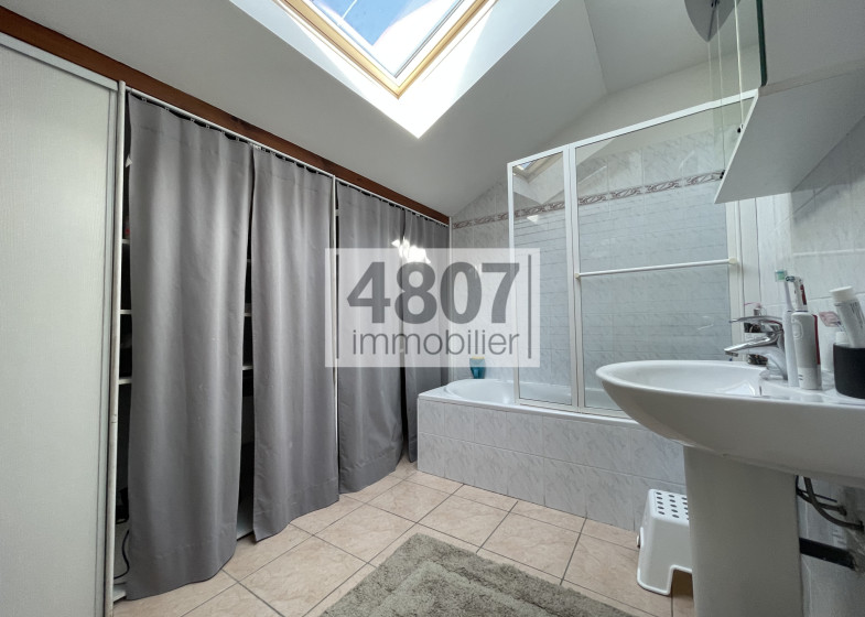 Maison T5 à vendre à Chapeiry