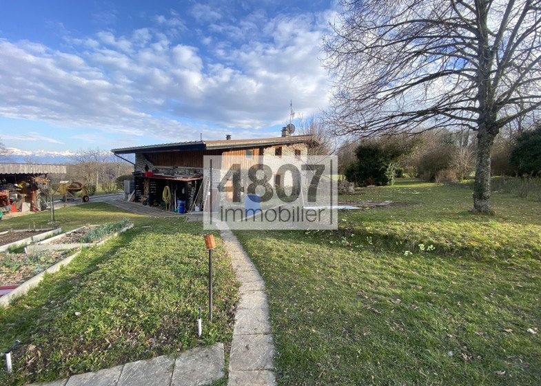 Maison T4 à vendre à Pers Jussy