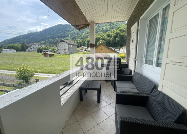 Maison T8 à vendre à Vougy