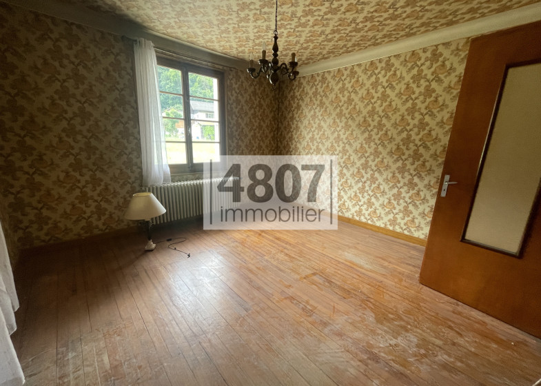 Maison T8 à vendre à Vougy