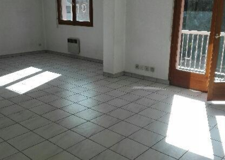 Appartement T1 à louer à Cluses
