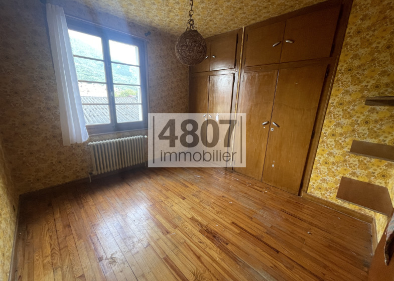 Maison T8 à vendre à Vougy