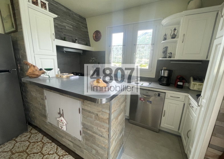 Maison T8 à vendre à Vougy