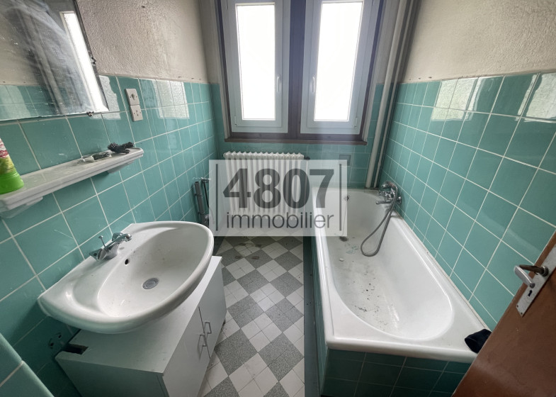 Maison T8 à vendre à Vougy