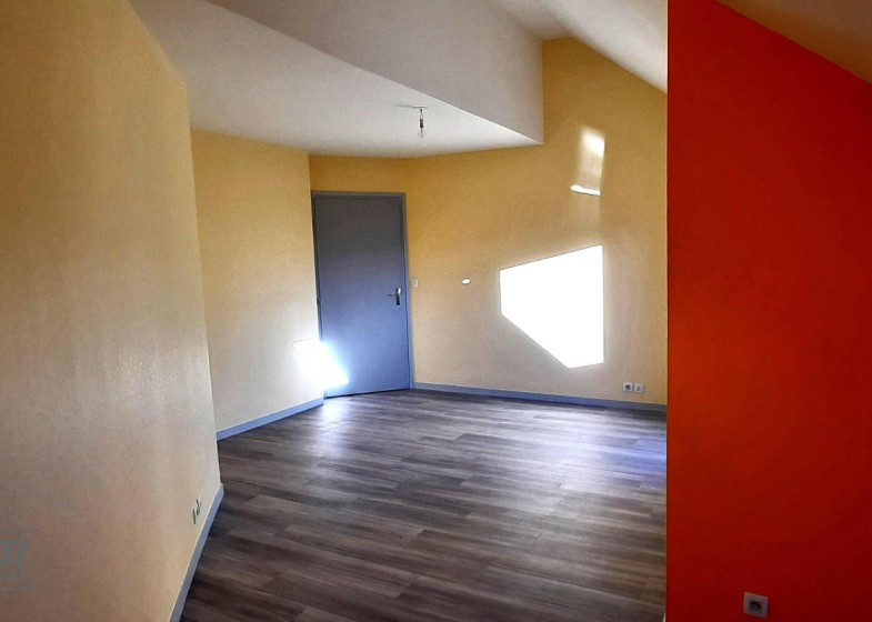 Appartement T3 à louer à Marignier