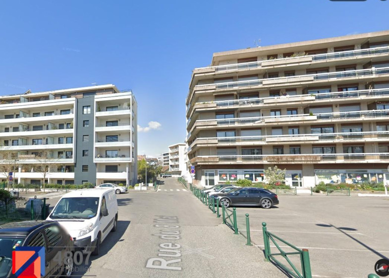 Parking à louer à Annemasse
