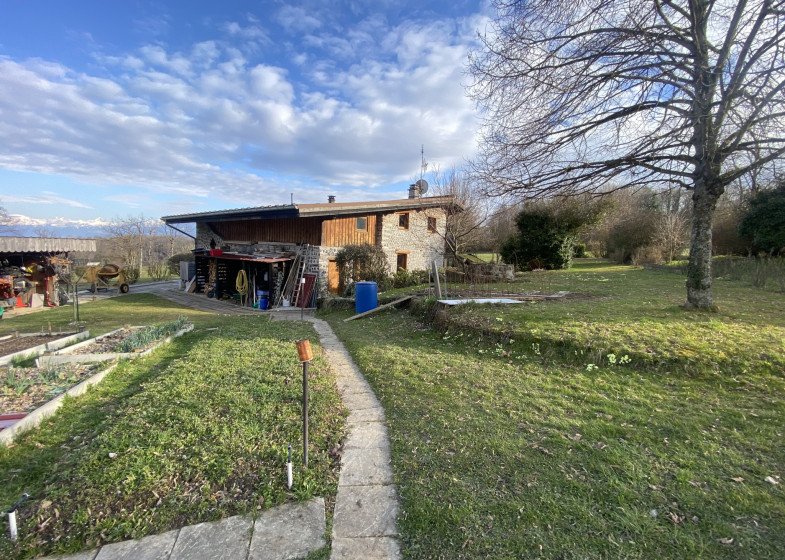 Maison T4 à vendre à Pers Jussy
