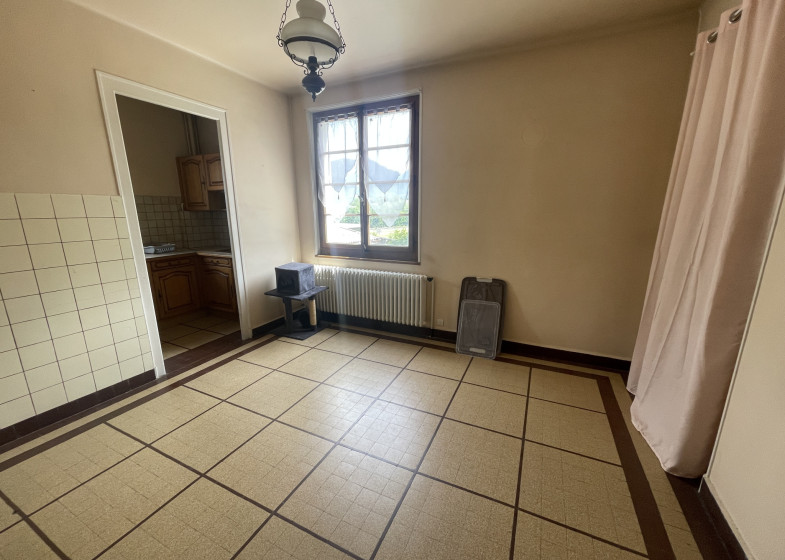 Maison T8 à vendre à Vougy