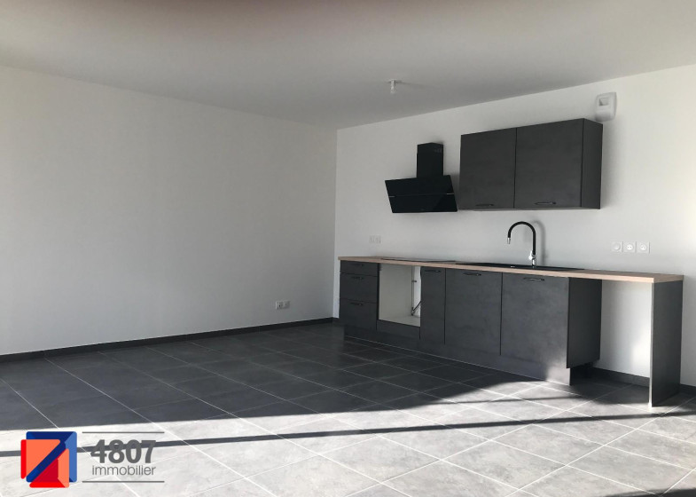 Appartement T4 à louer à Saint Pierre En Faucigny