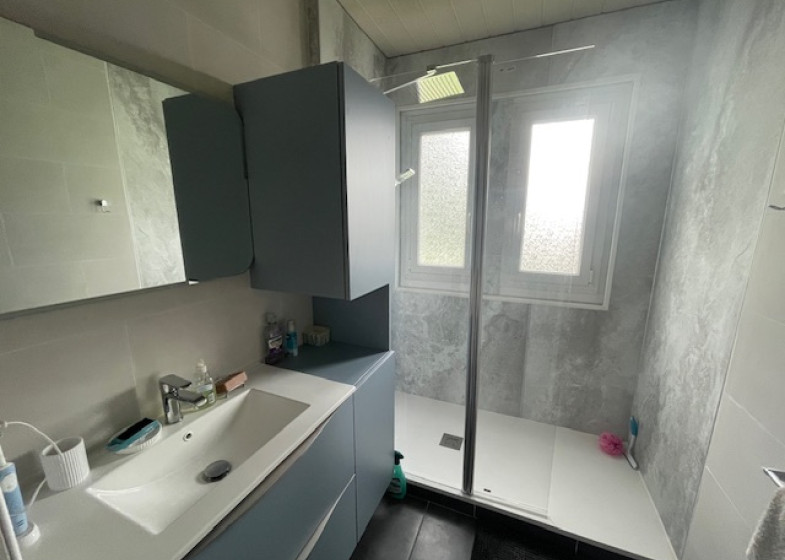 Maison T8 à vendre à Vougy