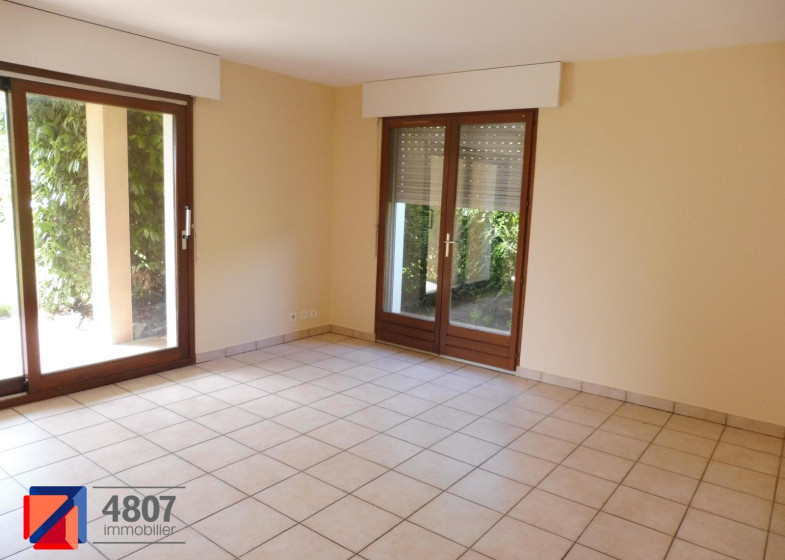 Appartement T3 à louer à Reignier Esery