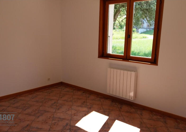 Maison T6 à louer à Faucigny