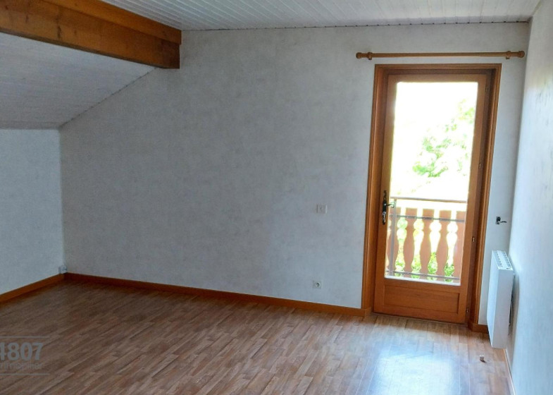 Maison T6 à louer à Faucigny