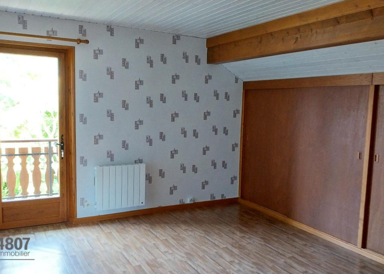 Maison T6 à louer à Faucigny