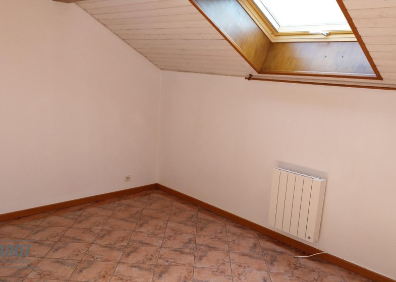 Maison T6 à louer à Faucigny