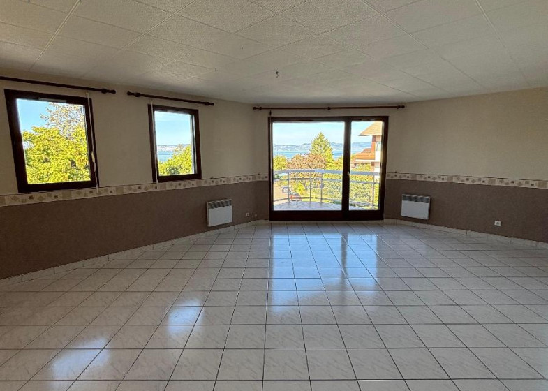 Appartement T3 à louer à Publier